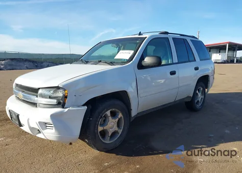 2007 Chevrolet Trailblazer Ls из США, поврежденный, VIN 1GNDT13S272214327